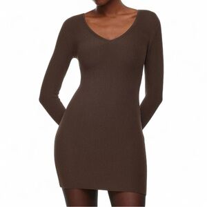 Aritzia Babaton Sculpt Knit V Neck Long Sleeve Mini Dress Mocha Brown